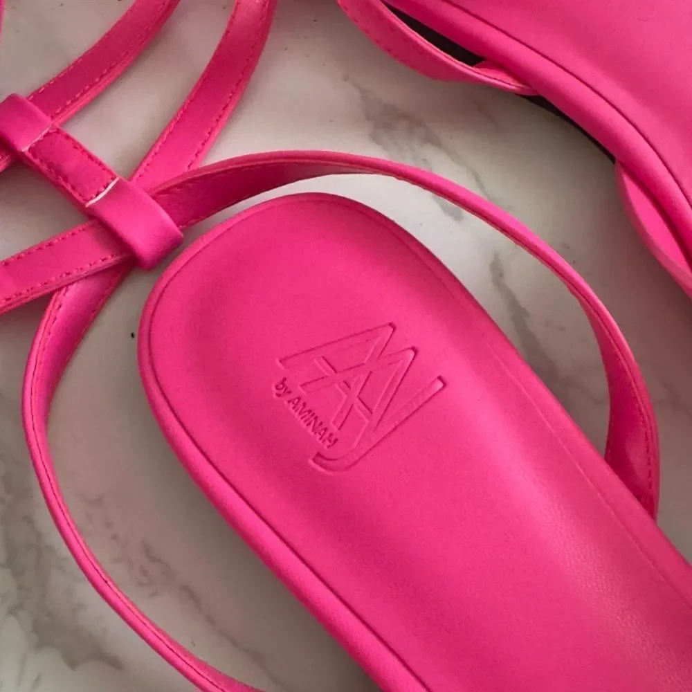 ⭕️ AAJ By Aminah Hot Pink Sudana Bow Strap Flats